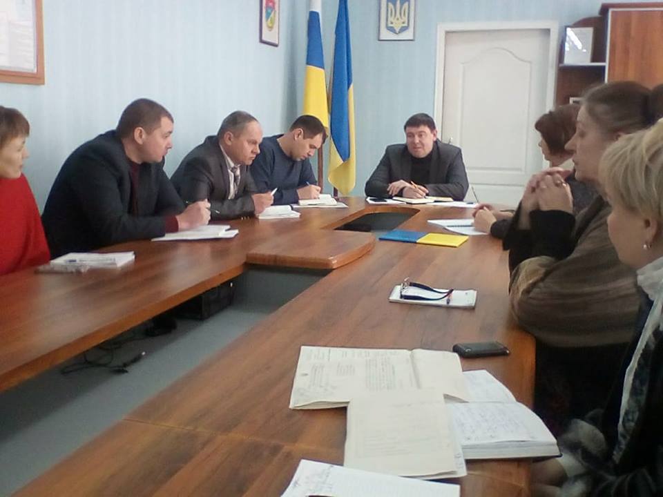 Голова райдержадміністрації Олександр Єрохін зустрівся з  очільниками структурних підрозділів та установ району  під час щотижневої наради